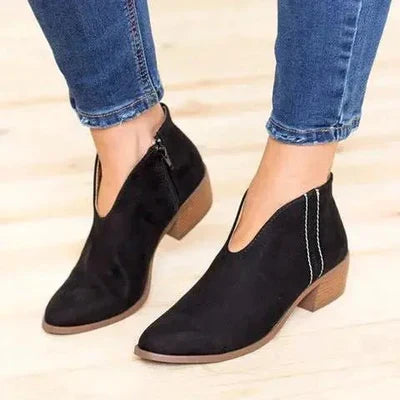 Ankle boots with medium-height heels