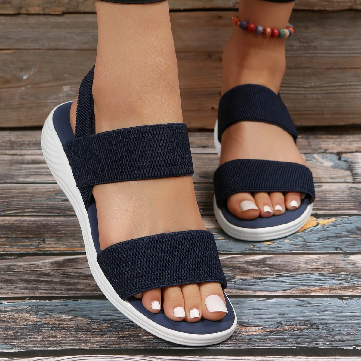 Breathable and lightweight Sandals